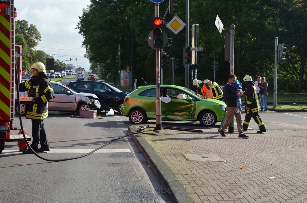 VU Koeln Muelheim Herler Ring Bergisch Gladbacherstr P13.JPG - Miklos Laubert